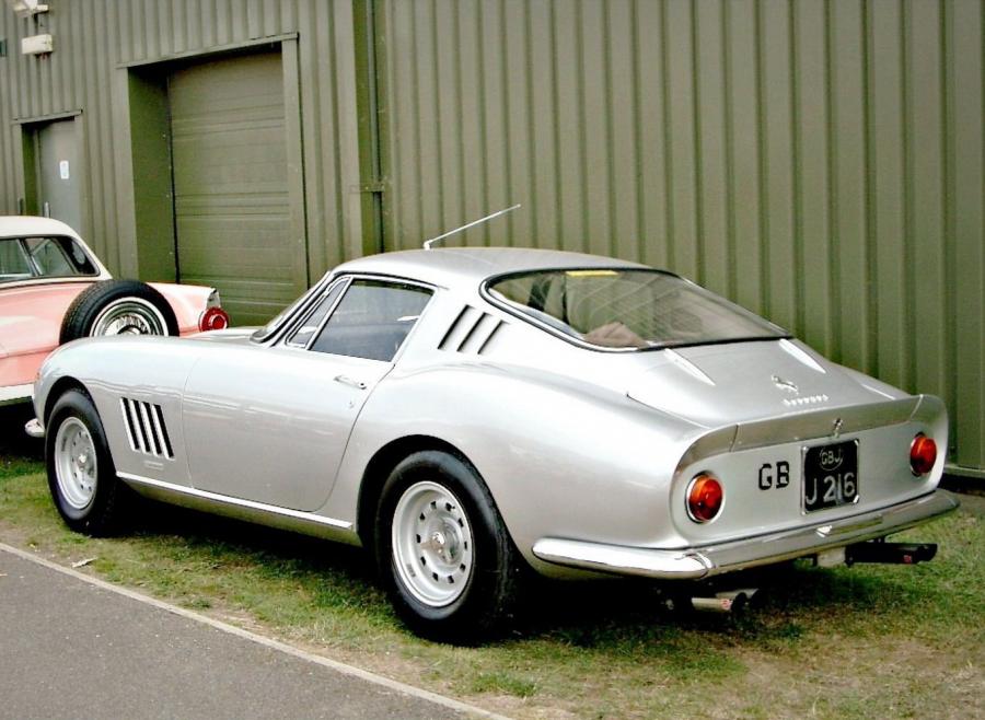  Ferrari 275 GTB/4 1967 года  (фото 21 из 38)